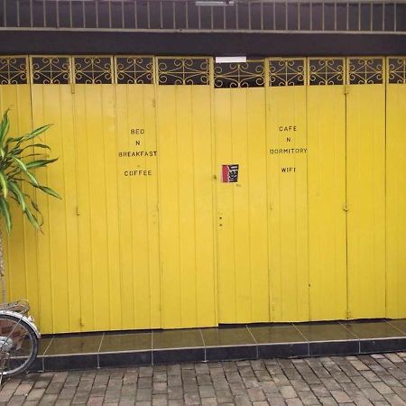 Ola Lavanderia Cafe Malacca Eksteriør billede